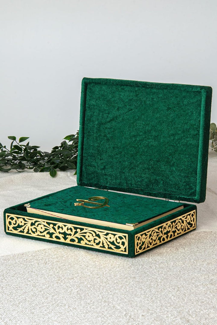 Spezielle elegante Samt bedeckte dekorative Box, Samt überdachter Quran-Buch in Arabisch- und Gebets