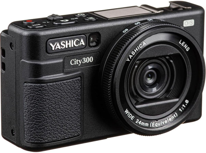 YASHICA City 300 Digitalkamera (schwarz) mit QuickFlash-Kamera-Taschenlampe