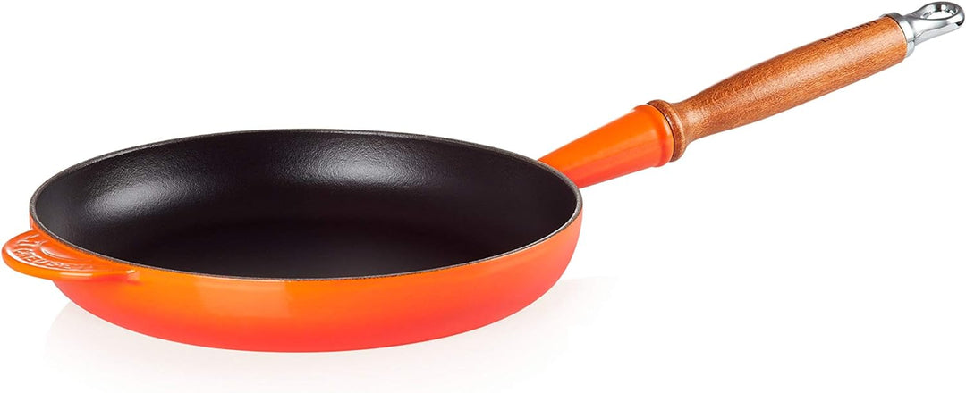 Le Creuset Gusseisen-Bratpfanne mit Holzgriff, Rund, Ø 24 cm, Für alle Herdarten inkl. Induktion gee