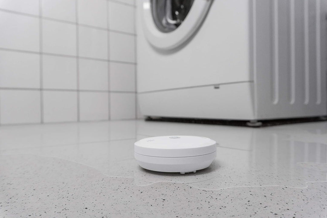 Homematic IP Smart Home Wassersensor, zuverlässige Alarmierung aufs Smartphone bei Feuchtigkeit und