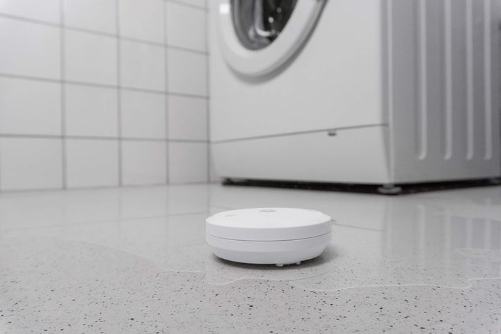 Homematic IP Smart Home Wassersensor, zuverlässige Alarmierung aufs Smartphone bei Feuchtigkeit und