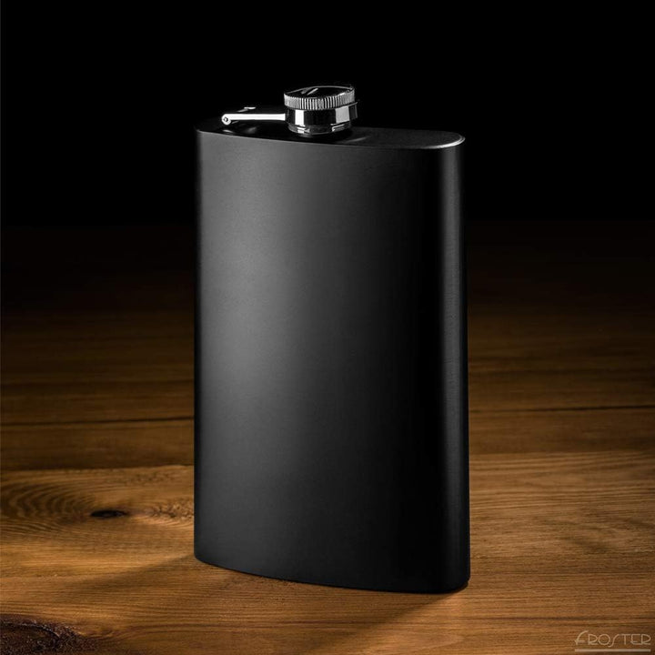 Froster Guitar Whisky Set – Who Cares, 2 Gläser mit Füllhöhen, Flachmann, 4 Whisky-Steine, Eiszange,