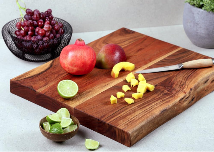 KESPER | Schneide- und Tranchierbrett, Material: Akazienholz, Masse: 48 x 40 x 4 cm, Farbe: Braun, N