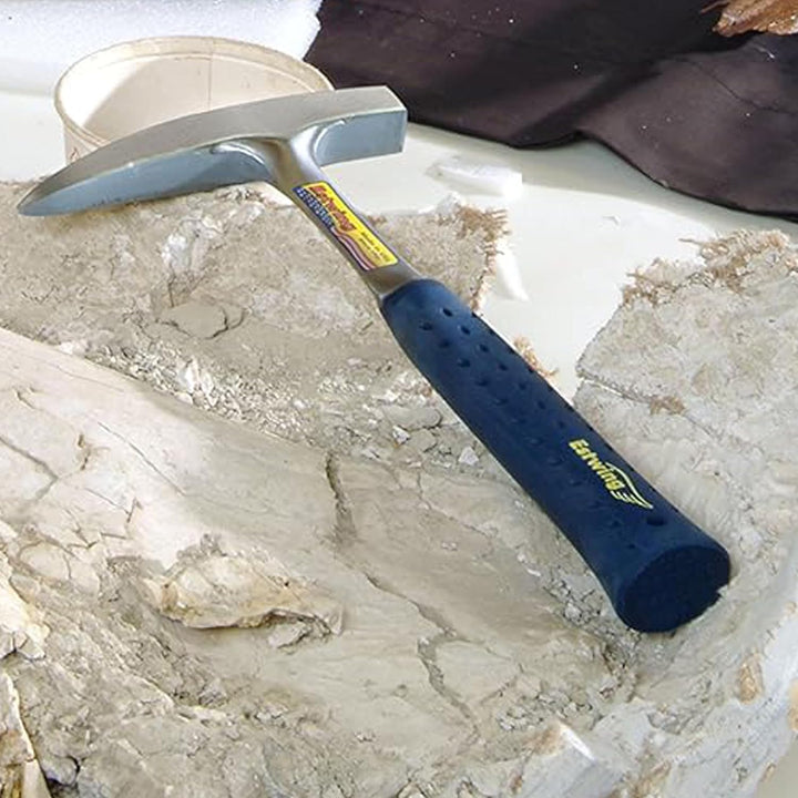 Estwing E3-14P 14 oz Rock Pick with Pointed Tip & Shock Reduction Grip by Estwing 390g, Ø 14x14 mm V