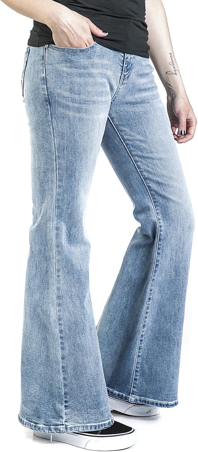 RED by EMP Damen hellblaue Jeans mit Schlag S Blau, S Blau