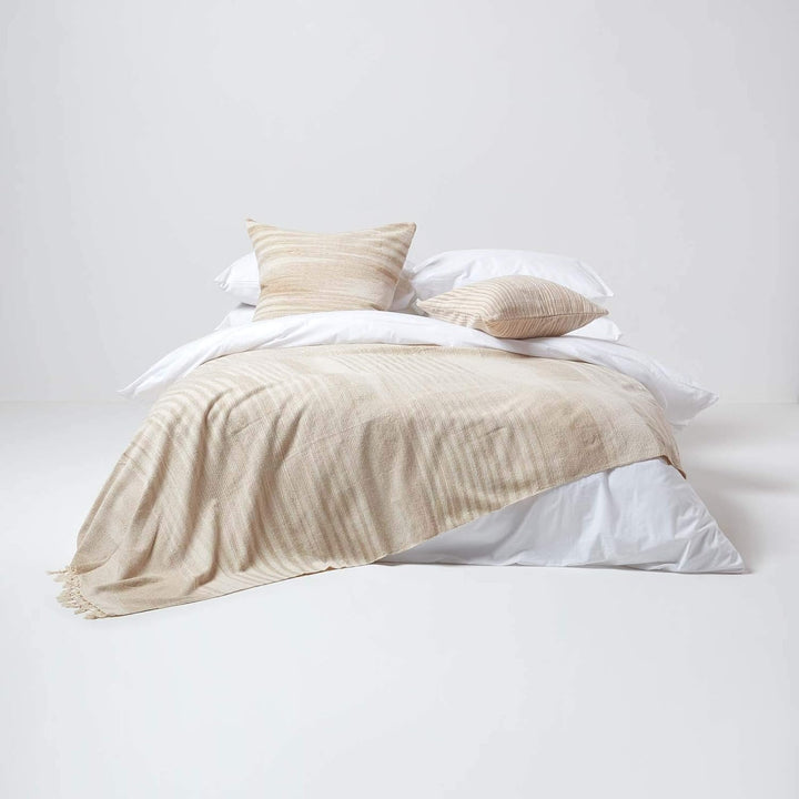 Homescapes Chenille-Tagesdecke, beige, Wohndecke 150 x 200 cm, Sofaüberwurf/Plaid aus 100% Baumwolle