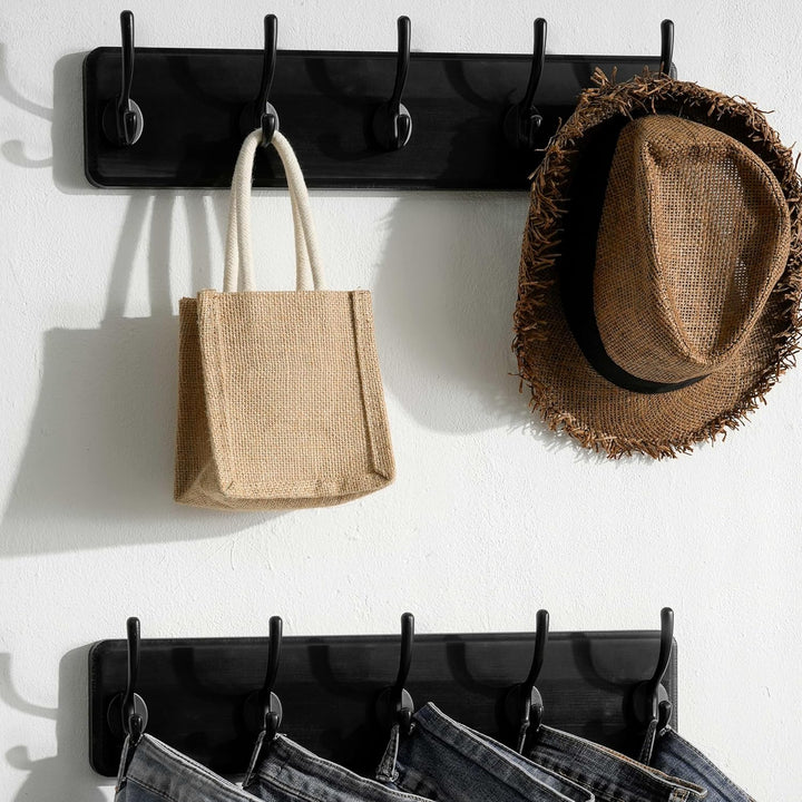 SKOLOO Garderobenleiste Holz Schwarz, 44 cm langer, hölzerner Kleiderhaken Wand, Rustikaler Stil, St