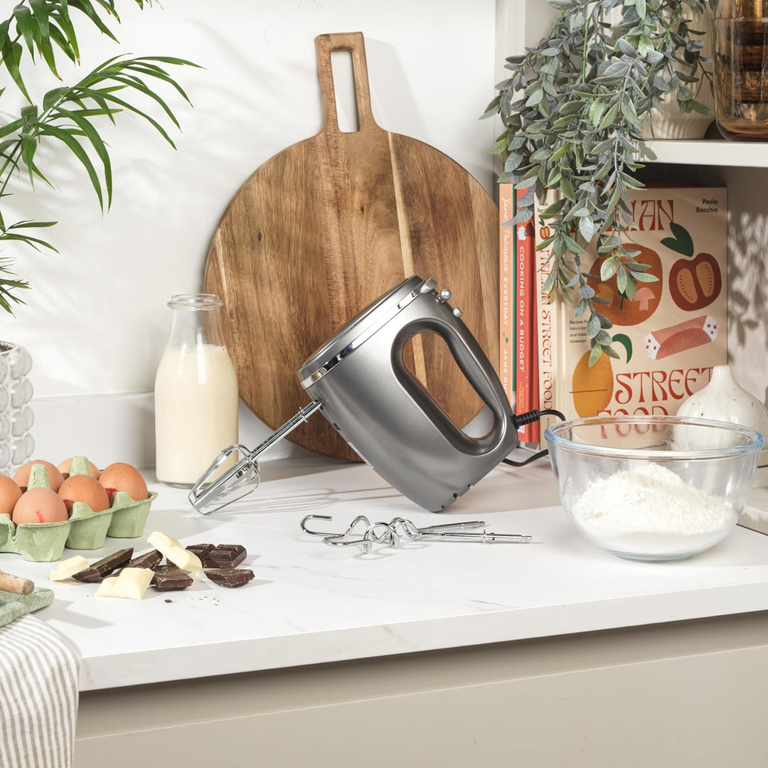 Salter EK4249COSVDEEU10 Elektrischer Handmixer/Schneebesen - mit Rührbesen und Knethaken, 5 Geschwin