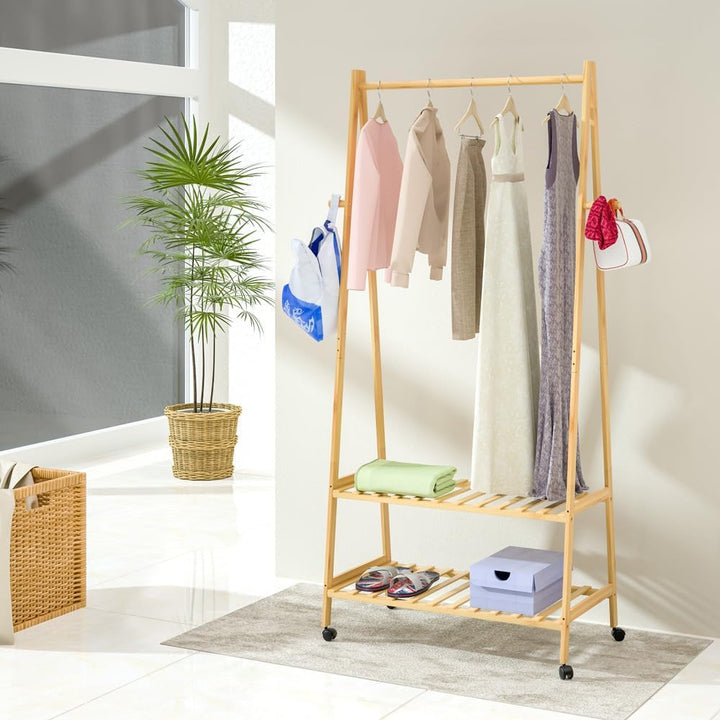 Casaria® Bambus Kleiderständer auf Rollen stabile Kleiderstange mit Ablagen & Haken platzsparender G