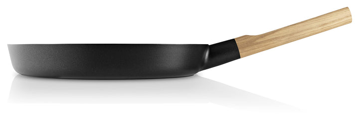 EVA SOLO | Grillpfanne Ø28 Nordic kitchen | Aufgrund des leichten Materials leicht anzuwenden | Blac