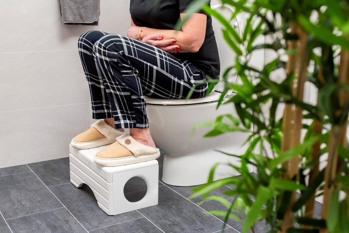 KAN Toilettenhocker Loki für Erwachsene - Toilettenhocker Holz - Klohocker - Badezimmerhocker -Toile