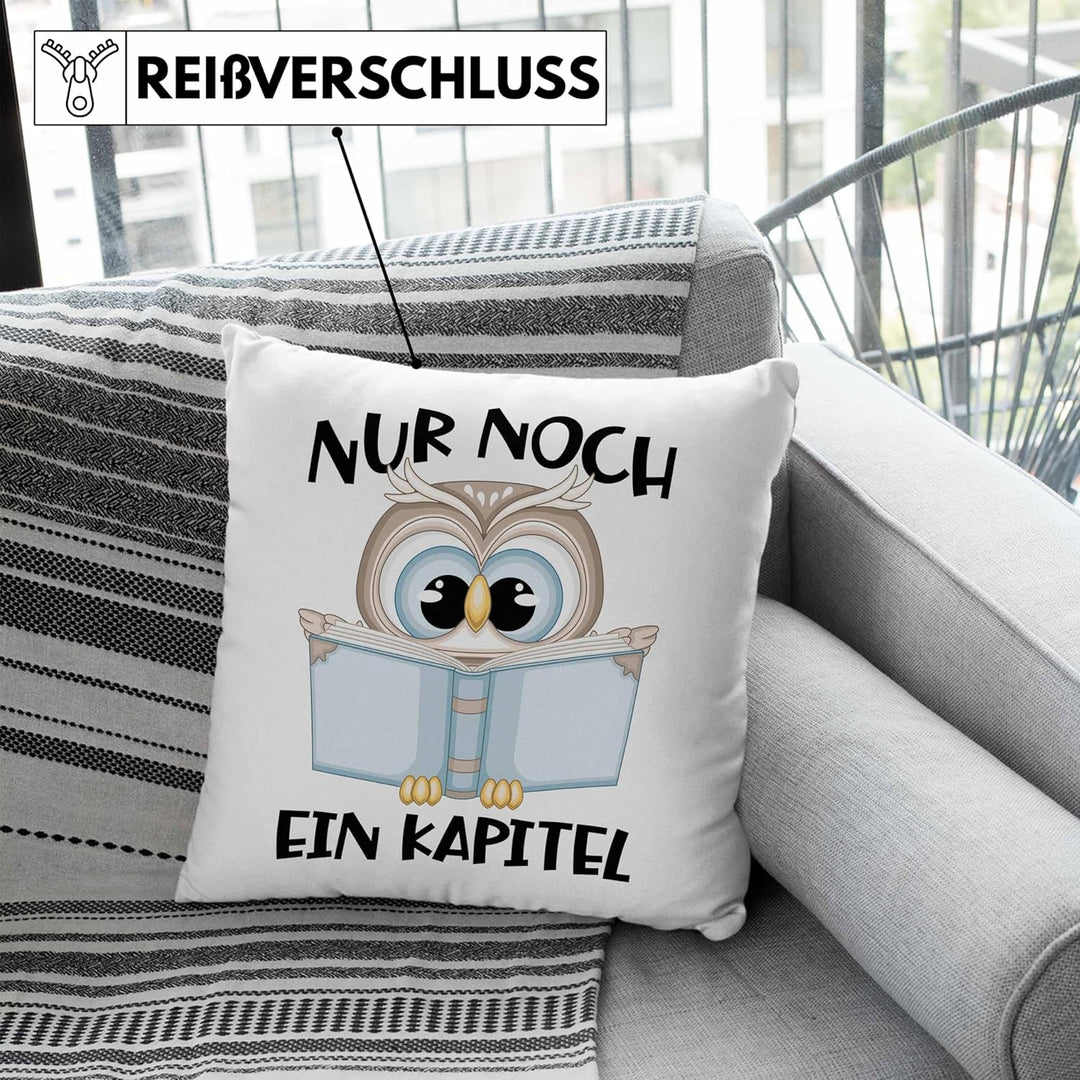 Trendation Leseratte Geschenk Kissen mit Füllung 40x40 Nur Noch EIN Kapitel Bücher Lesen Bücherwurm