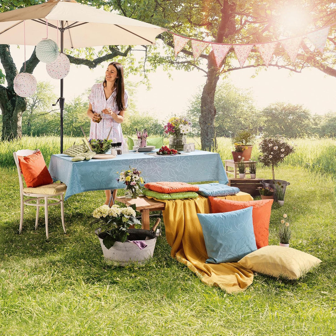 Erwin Müller Outdoor-Tischdecke Terrassa abwaschbar eisblau Grösse 110x140 cm Eisblau 140 x 110 cm (