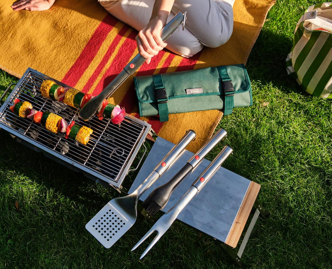 Joseph Joseph GrillOut Edelstahl BBQ-Wender, Teleskopierbar für kompakte Aufbewahrung, Mit Schlitzen