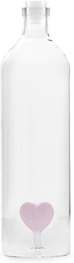 balvi Flasche Love 1,2L Wasserflasche Innen ist eine Figur befestigt Silikonzapfen Borosilikatglas 3