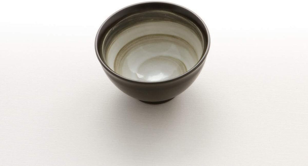 Original japanische Teekanne, Kyusu, mit 5 Becher: Kuro Hiramaru. Integriertes Tee-Sieb aus Edelstah