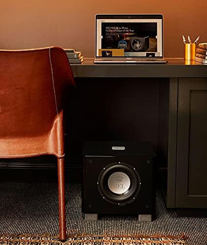 REL Acoustics T/7x Subwoofer, 8 Zoll Front-Firing Driver, Arrow™ Wireless Port, Hochglanz-Schwarz