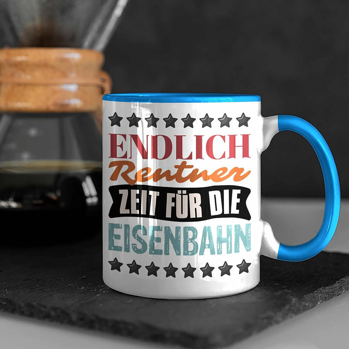 Trendation - Eisenbahner Tasse Geschenk für Modelleisenbahn-Fans Geschenkidee Endlich Rente Zeit für