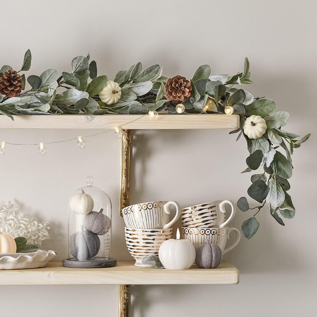 Lights4fun Deko Glasglocke mit grauem Holzboden 20,5cm Muttertagsgeschenk Geschenke zum Muttertag Mu