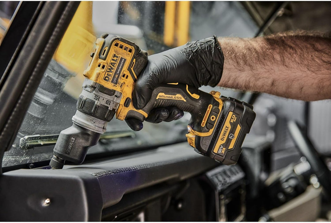 Dewalt 12 Volt 2-Gang Akku-Bohrschrauber DCD703L2T (3Ah, bürstenloser Motor, mit 4 wechselbaren Werk