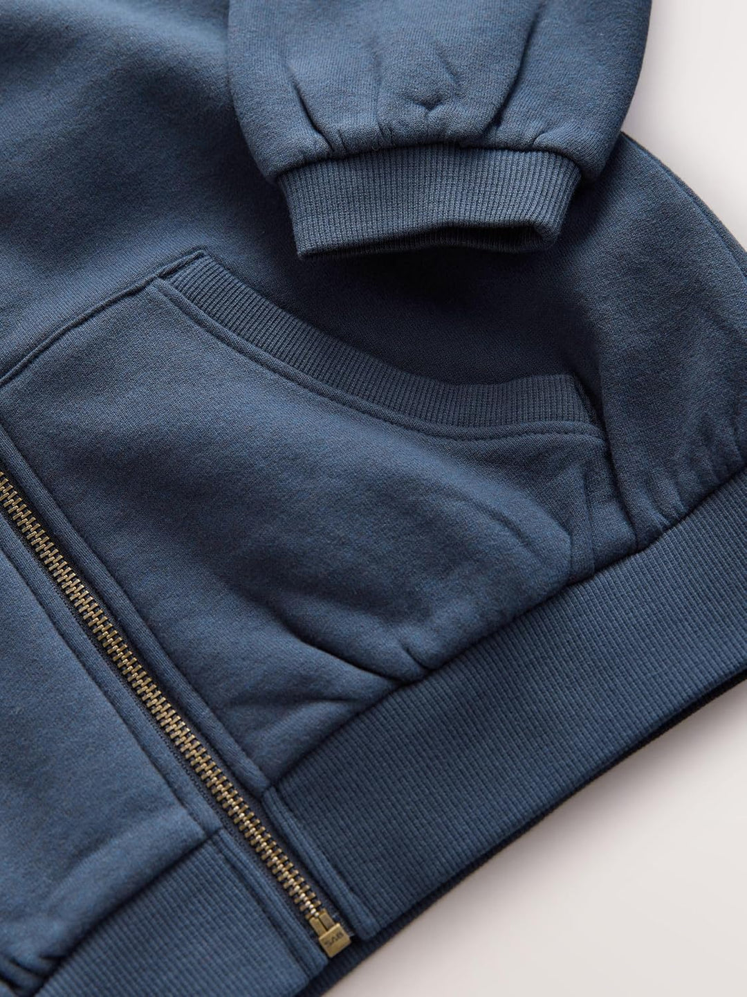 NEXT Mädchen Sportliche Kapuzenjacke mit hohem Baumwollanteil 140 Navy, 140 Navy