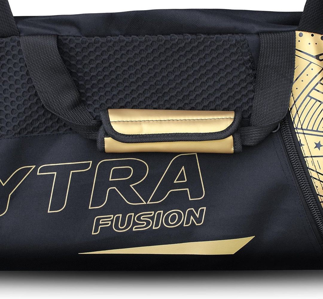 Mytra Fusion Sporttasche mit Schulter sporttaschen zum Herren &amp; Damen trainingstasche (Gold) Black/G