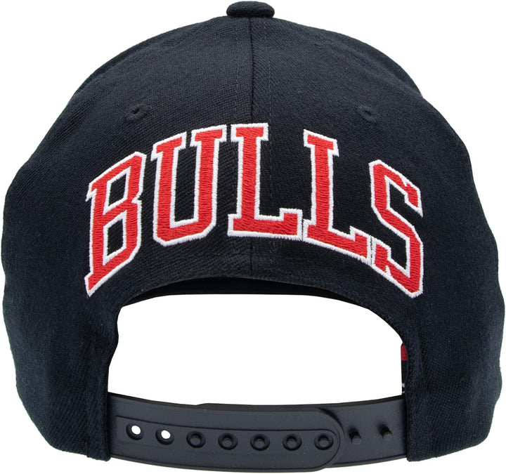 Mitchell & Ness NBA Classic Red Eazy Snapback - Die Neue Snapback-Kollektion mit klassischem Bulls L