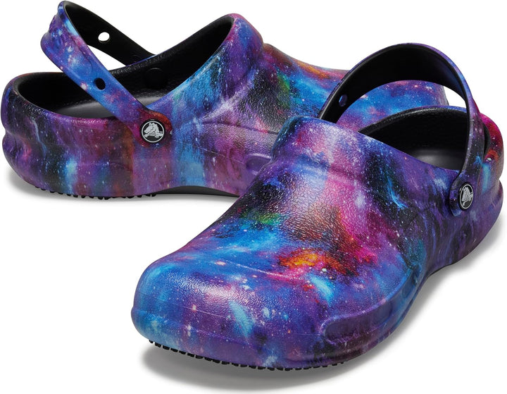 Crocs Unisex Bistro Graphic Clogs 37.5 EU Schwarz, 37.5 EU Schwarz