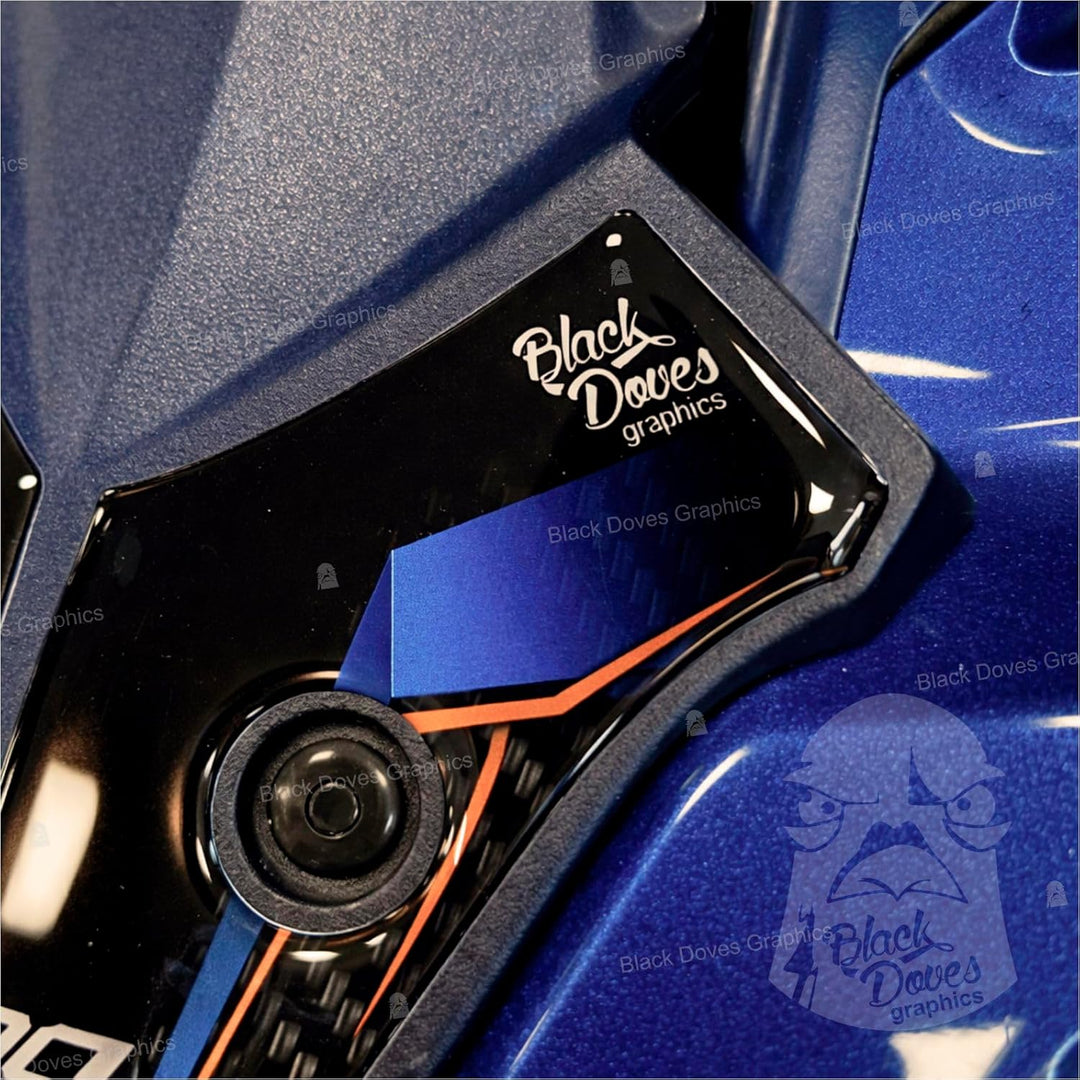 Black Doves Graphics 3D-Aufkleber aus Harz kompatibel mit Kawasaki Versys 1100 SE 2026 (BU1) | Made