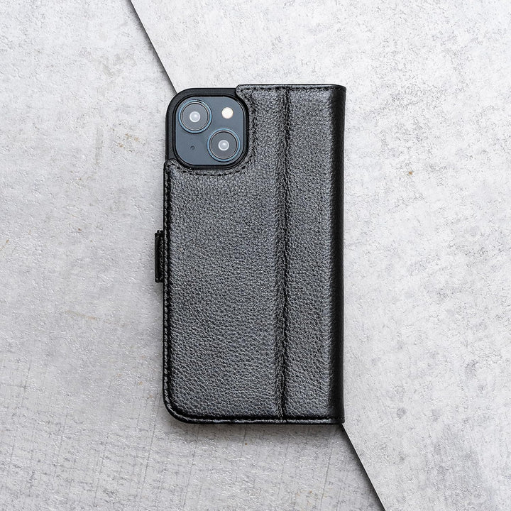 Porter Riley - Lederhülle für iPhone 13 (6.1"). Premium Echtleder Standhülle/Ledertasche/Brieftasche
