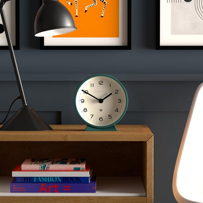 NEWGATE® M Mantel - Silent Sweep Kaminuhr - 'No Tick' - Moderne Kaminuhr - Kleine Uhr - Wohnzimmeruh