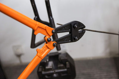 KENDO Bolzenschneider – Länge: 450 mm – Schneidleistung (Ø): Max. 8 mm – 40 HRC – Extra gehärtete Sc