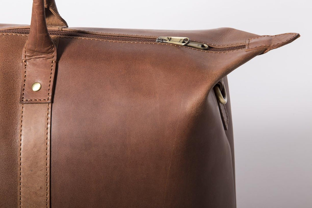HOLZRICHTER Berlin No 11-1 (M) - Premium Weekender Reisetasche, Sporttasche & Handgepäck aus Leder -