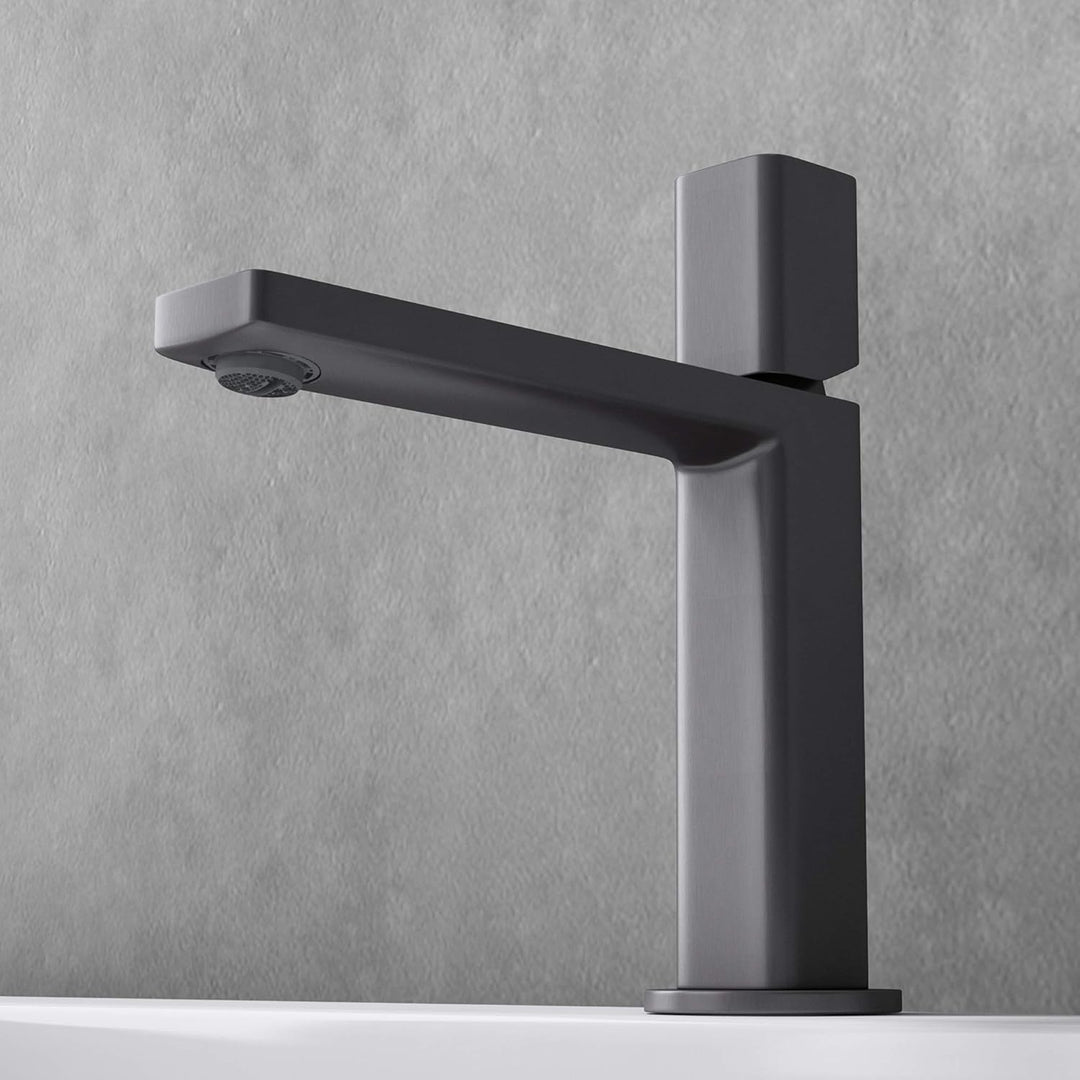 Mai & Mai Wasserhahn Bad Waschtischarmatur eckiges Design Badarmatur Schwarz matt Chrom 19,6cm hoch