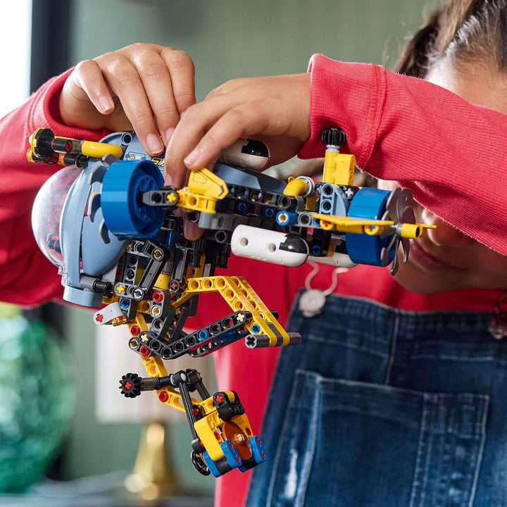 LEGO Technic Tiefseeforscher U-Boot Spielzeug, Bauspielzeug für Kinder, Jungen und Mädchen ab 9 Jahr
