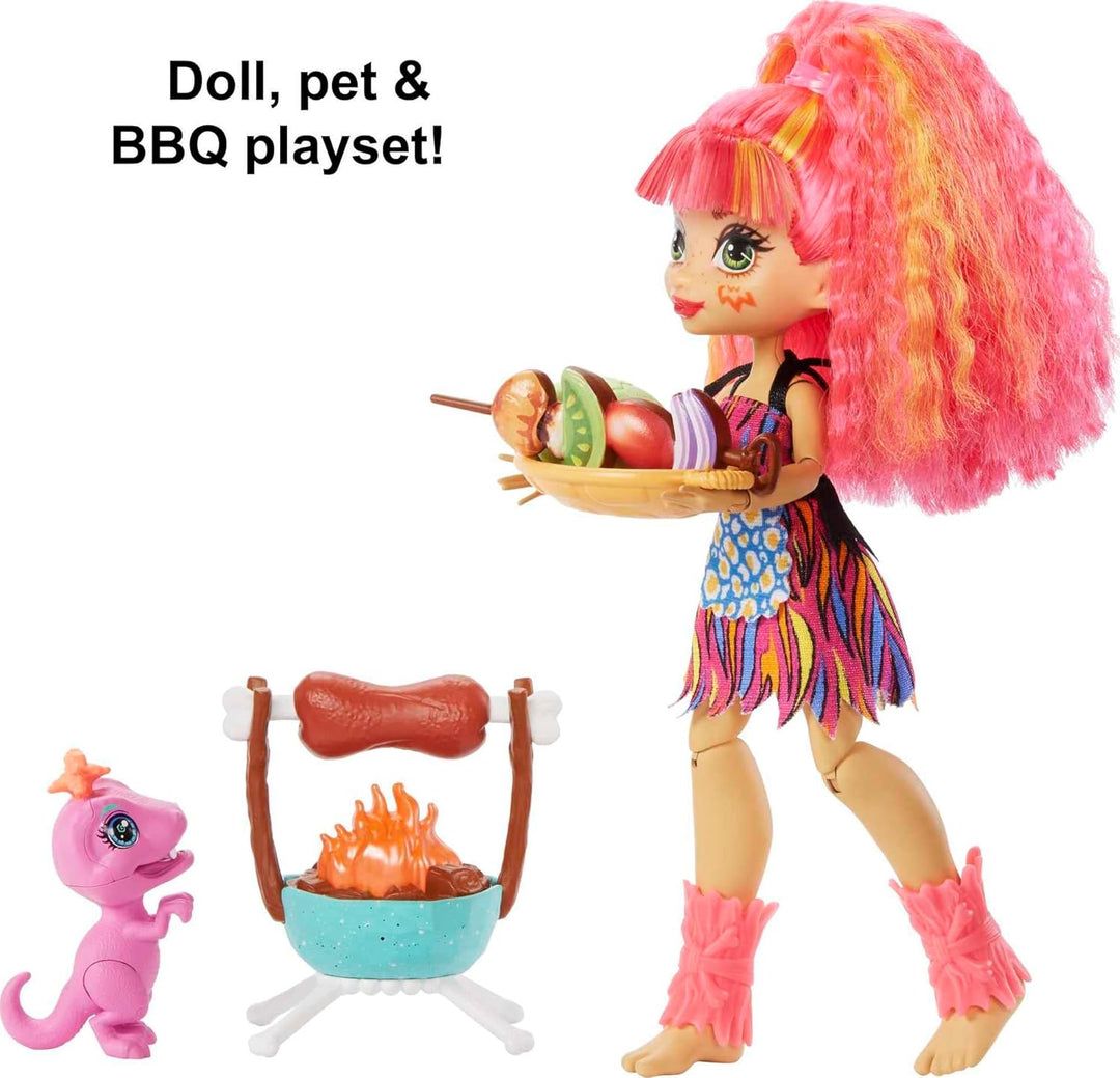 Mattel Cave Club GNL96 - Wilder Grillspass mit Emberly Spielset & Puppe und Zubehörteilen, Reise in