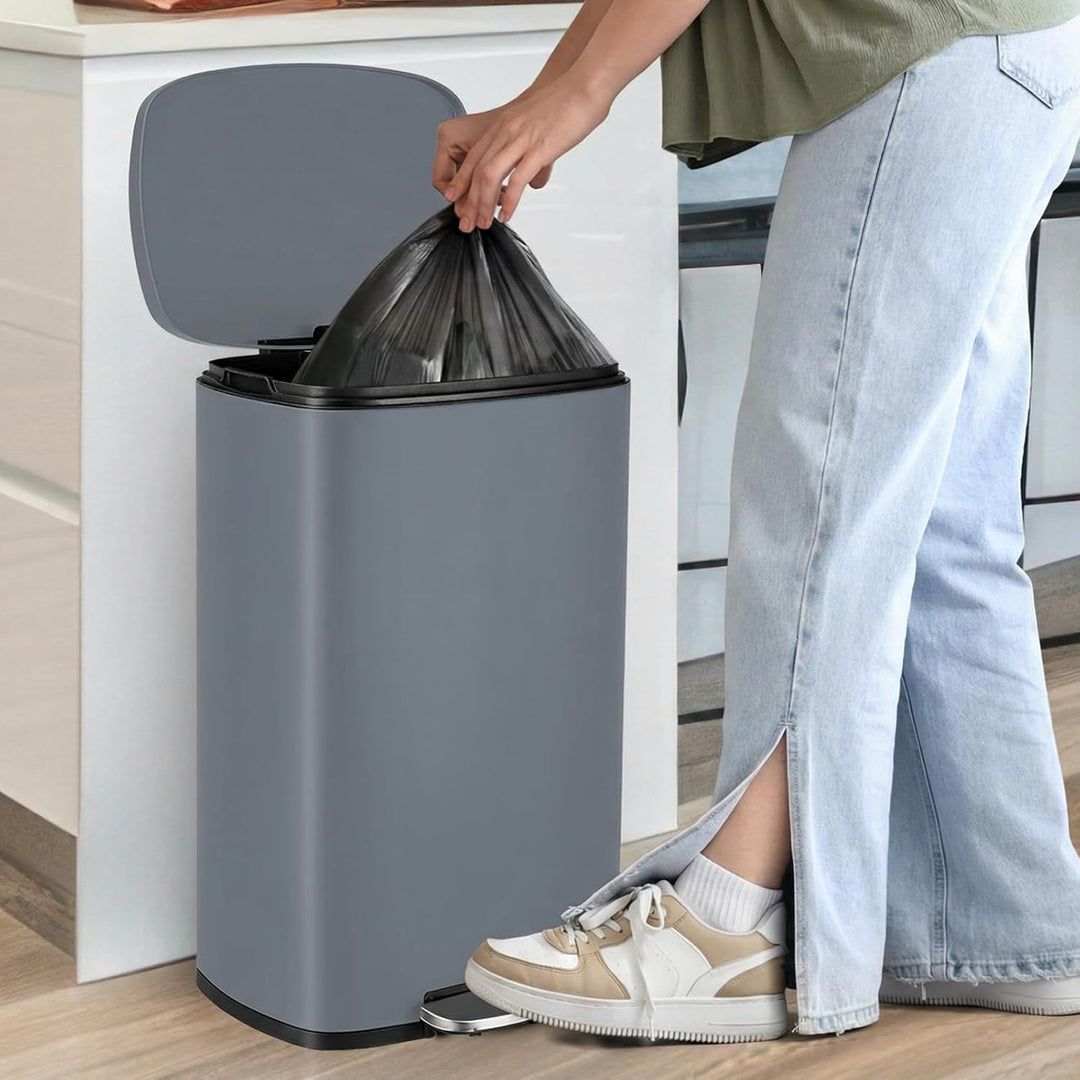 LIFERUN Mülleimer 50l aus Edelstahl, Abfalleimer mit Deckel, Soft-Close Tretmülleimer, Grosser Trete