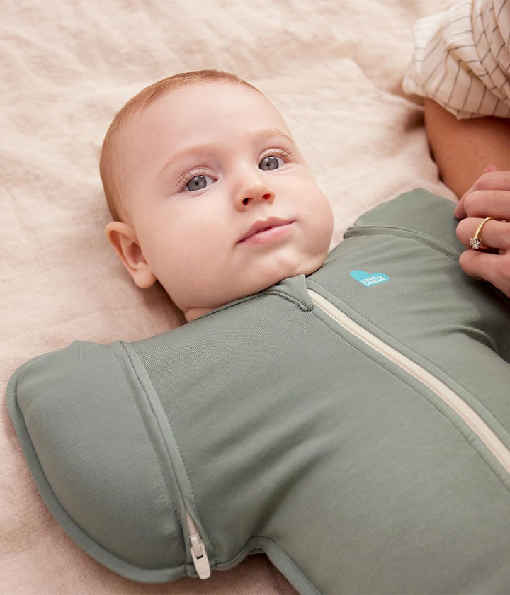 Love To Dream Wickelsack für den Übergang, Grösse M, 6–8,5 kg, Deep Olive, eng anliegende Passform F