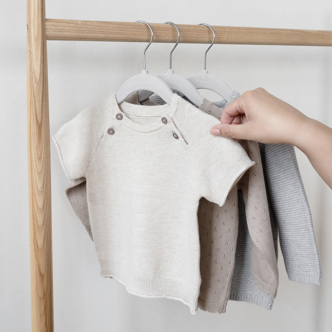3 Sprouts Kinder Kleiderbügel aus Samt - rutschfest & Robust - Ideal für Baby- & Kleinkinderkleidung