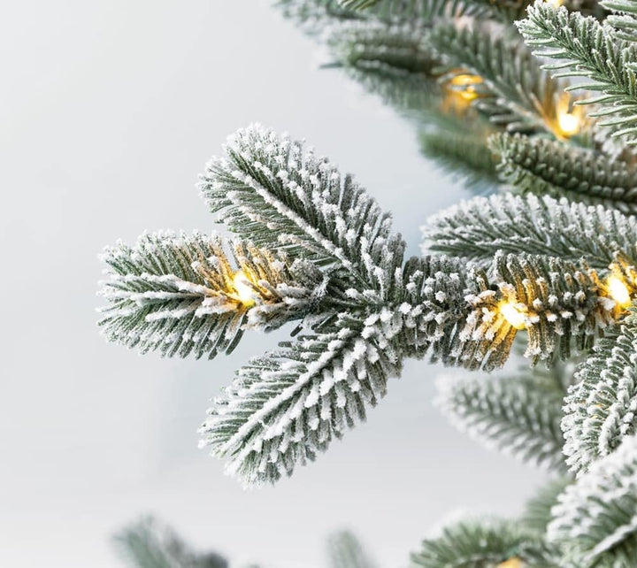 Evergreen Weihnachtsbaum 150 cm – naturgetreuer Tannenbaum, künstliche Kiefer mit Ständer – Christba