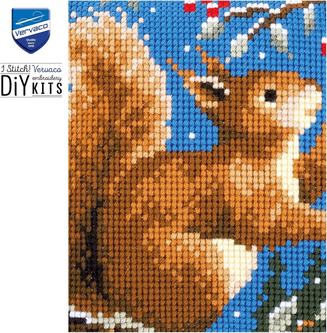 Vervaco Eichhörnchen im Winter Kreuzstichkissen, Stramin, Weiss, 40 x 40 x 0,3 cm