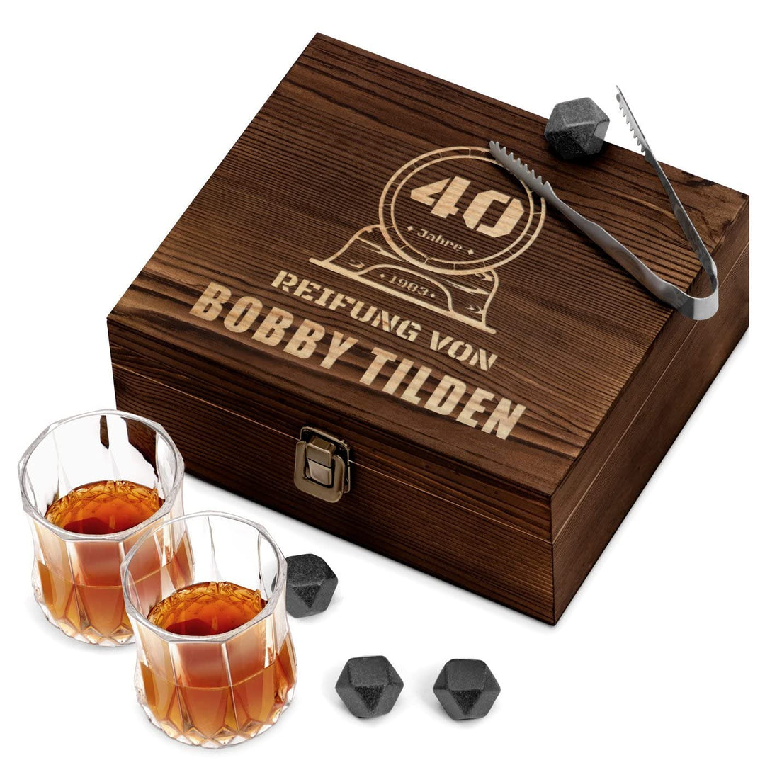 Maverton Whisky Steine Set - in Holzbox mit Gravur - 8 Granit Eiswürfel & 2 Whisky Gläser - wiederve