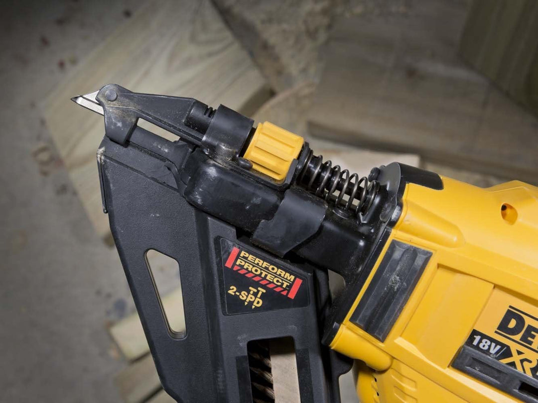 DEWALT Akku-Nagler, 1 Stück, gelb;Schwarz, DCN693P2-QW