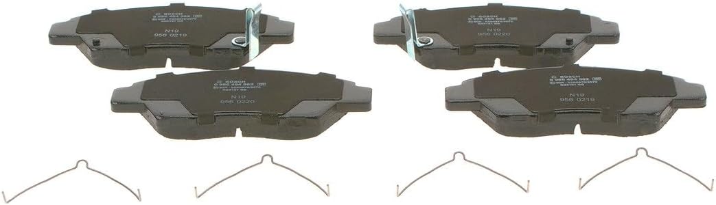 Bosch BP1483 Bremsbeläge - Vorderachse - ECE-R90 Zertifizierung - vier Bremsbeläge pro Set