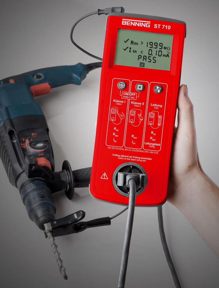 Benning 050308 ST 710 Kontrollinstrument, rot &amp; NW Powersolutions NW10043 Messadapter Prüfadapter Sc