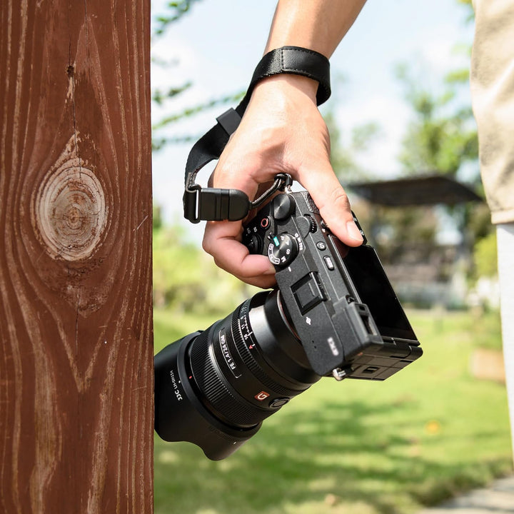 JJC Bajonett ALC-SH154 Gegenlichtblende für Sony FE 24mm f/1.4 GM (SEL24F14GM) Objektiv - Ersetzt So