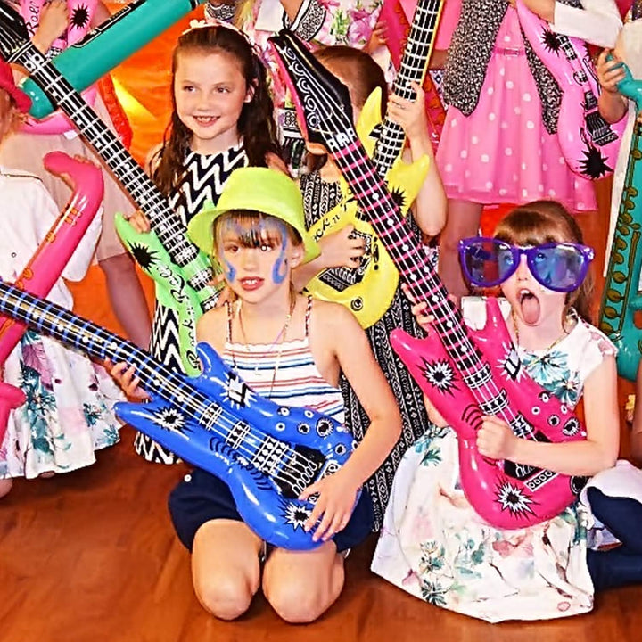 Novelty Place 12 Stück Luftgitarren Bunt Aufblasbar Gitarre Spielzeug Perfekt für Kindergeburtstage