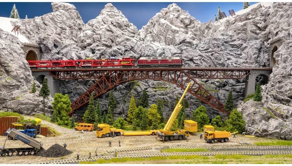 Eisenbahn-Stahlbrücke