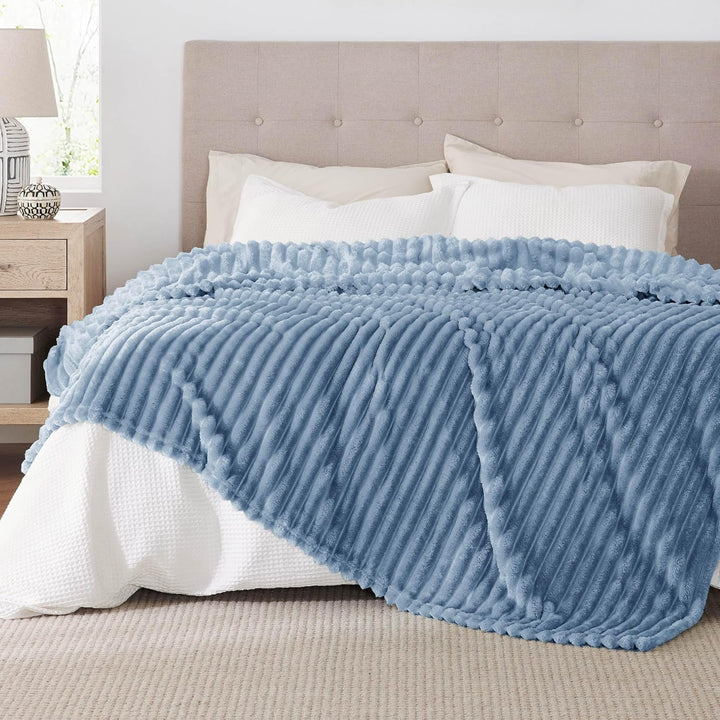 BEDSURE kuscheldecke 220x240 für Zimmer Deko - Tagesdecke, Wolldecke & Fleecedecke, Sofadecke, Weich