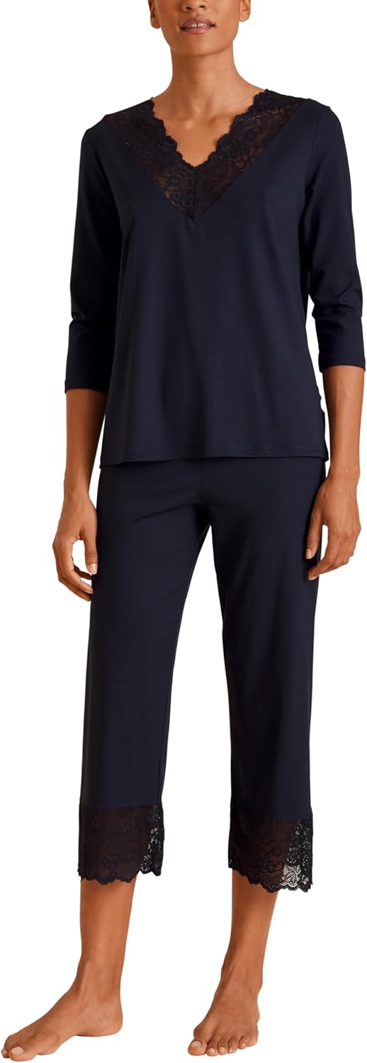CALIDA Elegant Dreams 7/8-Pyjama Damen, luftiger Schnitt, mit Spitzendetails, fliessend und anschmie